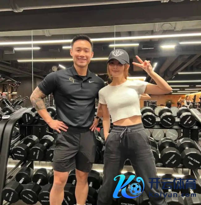 阿Sa蔡卓妍大方承认恋情 称与男友情谊分解很雀跃